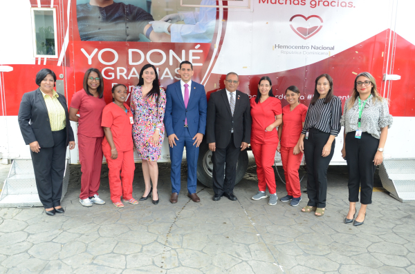 Colaboradores del CNSS participan en Jornada de Donación Voluntaria de Sangre